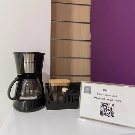 Alexa Host Centro-2